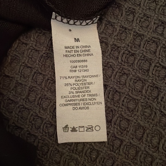 Garage Black Reversible Tunic Long Sleeve with Black Tie Ribbon - Picture 11 of 12